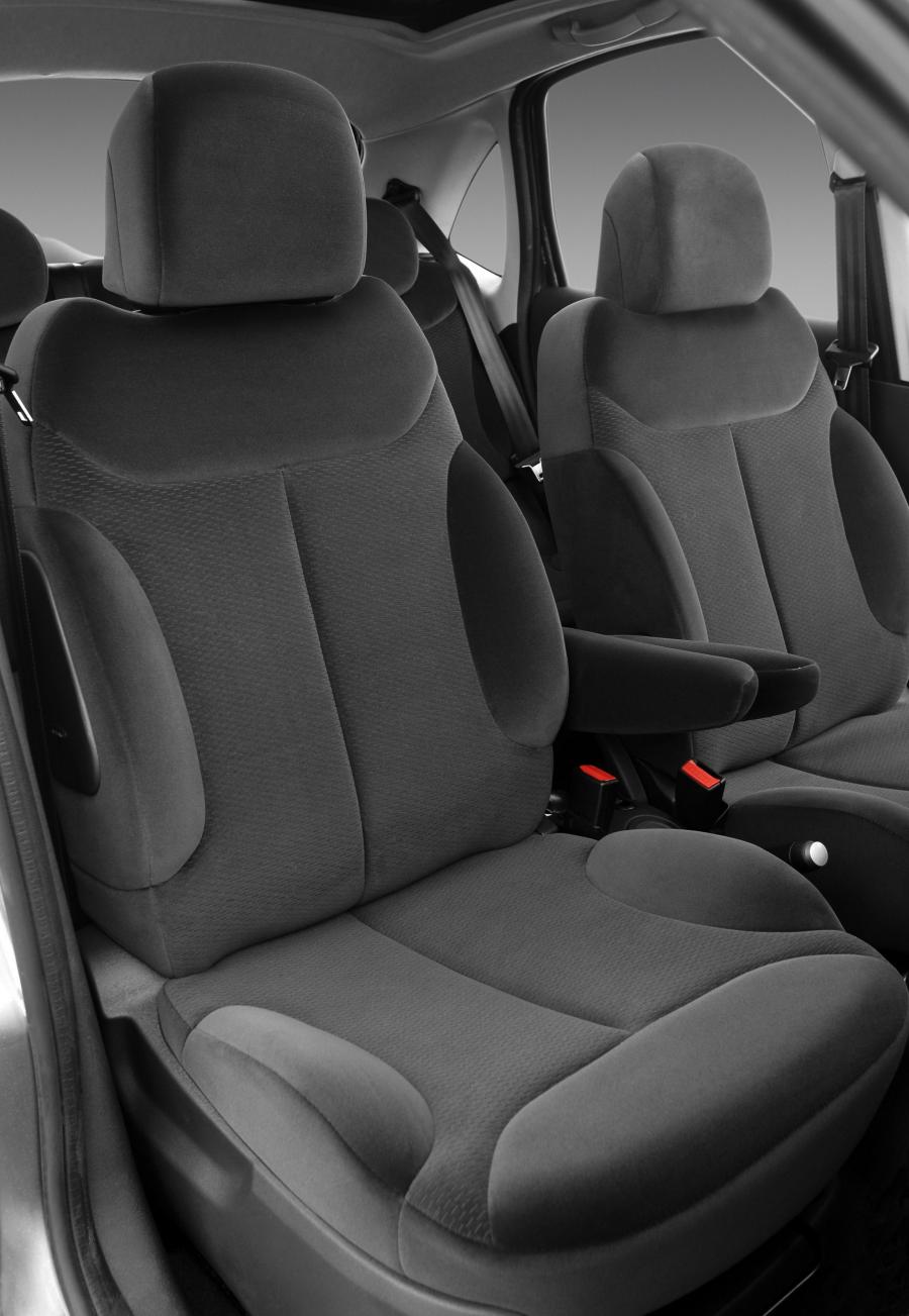  Citroen C3 2006 года  (фото 40 из 44)